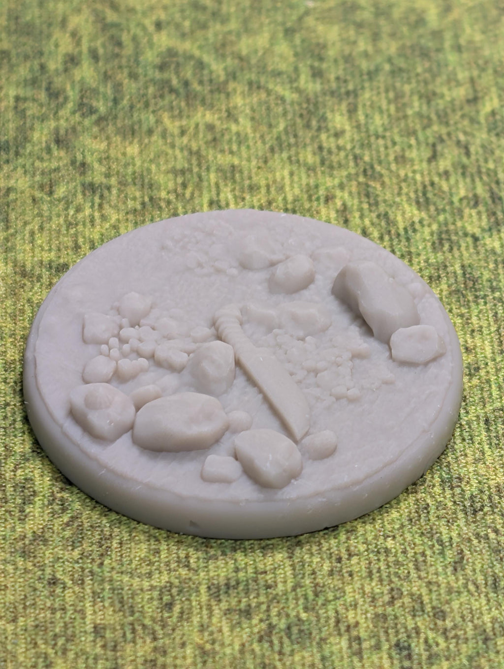 Asgard Rising Scenic Sand Shore Round Miniature Bases | Resin Wargaming Terrain (25-32mm)