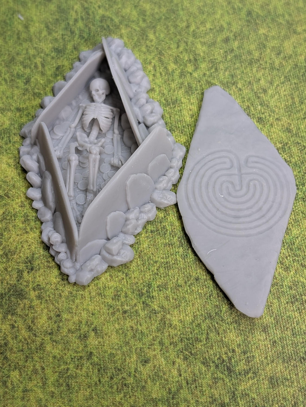 28mm Ancient Graves Resin Terrain | Choose 1 Grave or 4-Piece Set | Fantasy Cemetery Scatter | Asgard Rising