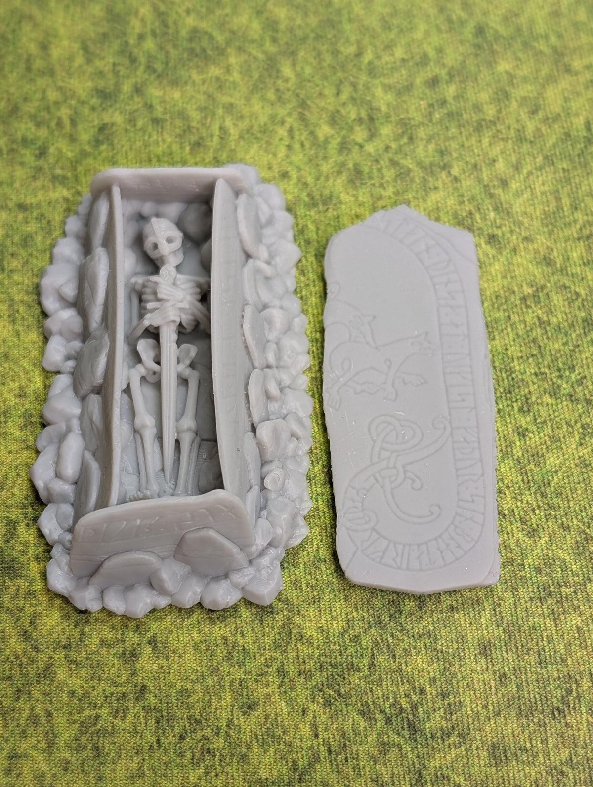 28mm Ancient Graves Resin Terrain | Choose 1 Grave or 4-Piece Set | Fantasy Cemetery Scatter | Asgard Rising